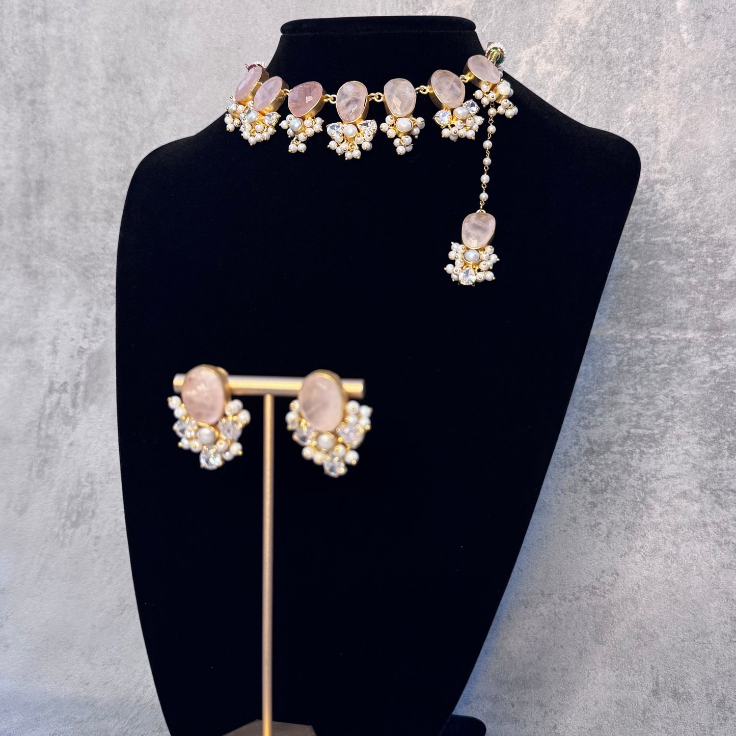 Enora Necklace Set