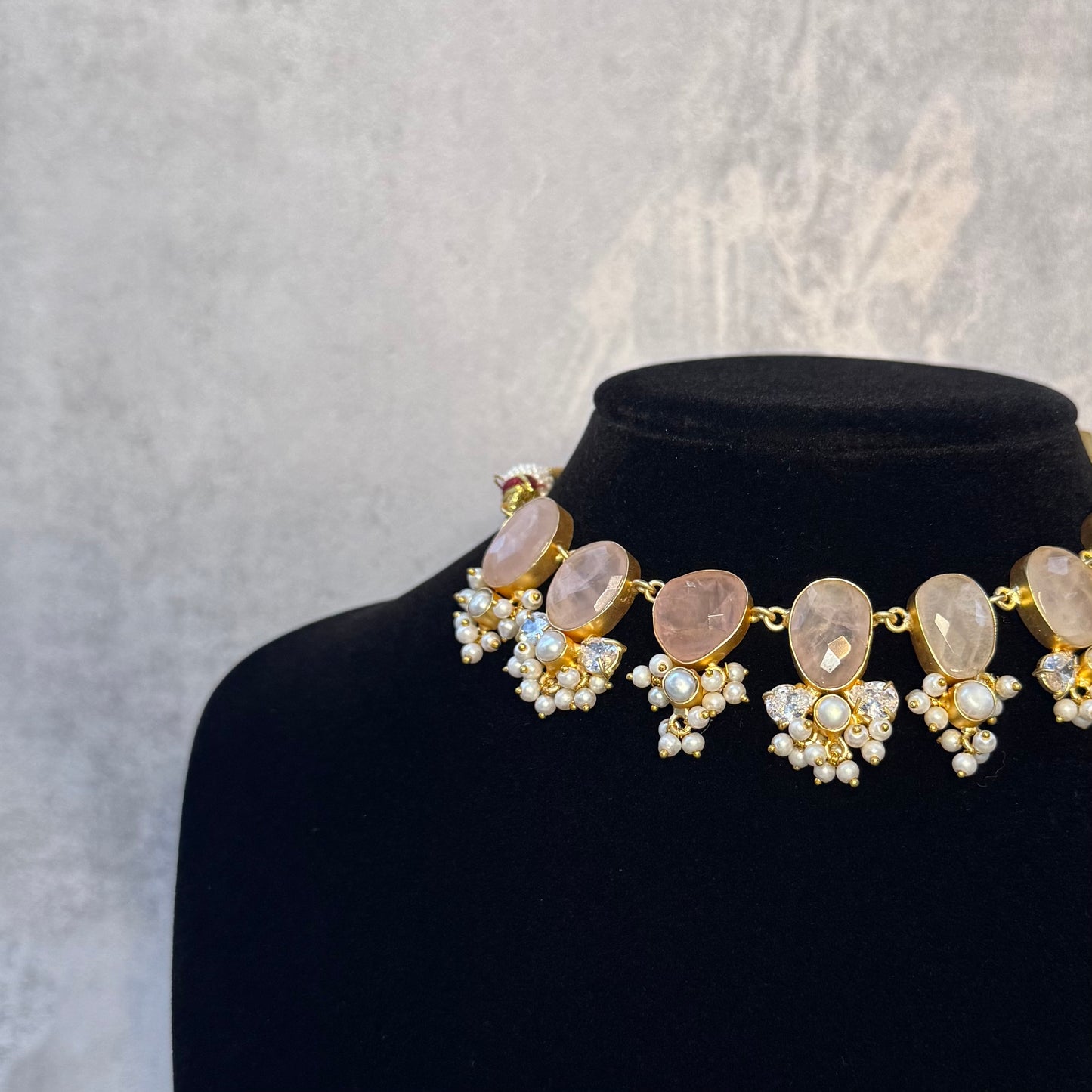 Enora Necklace Set