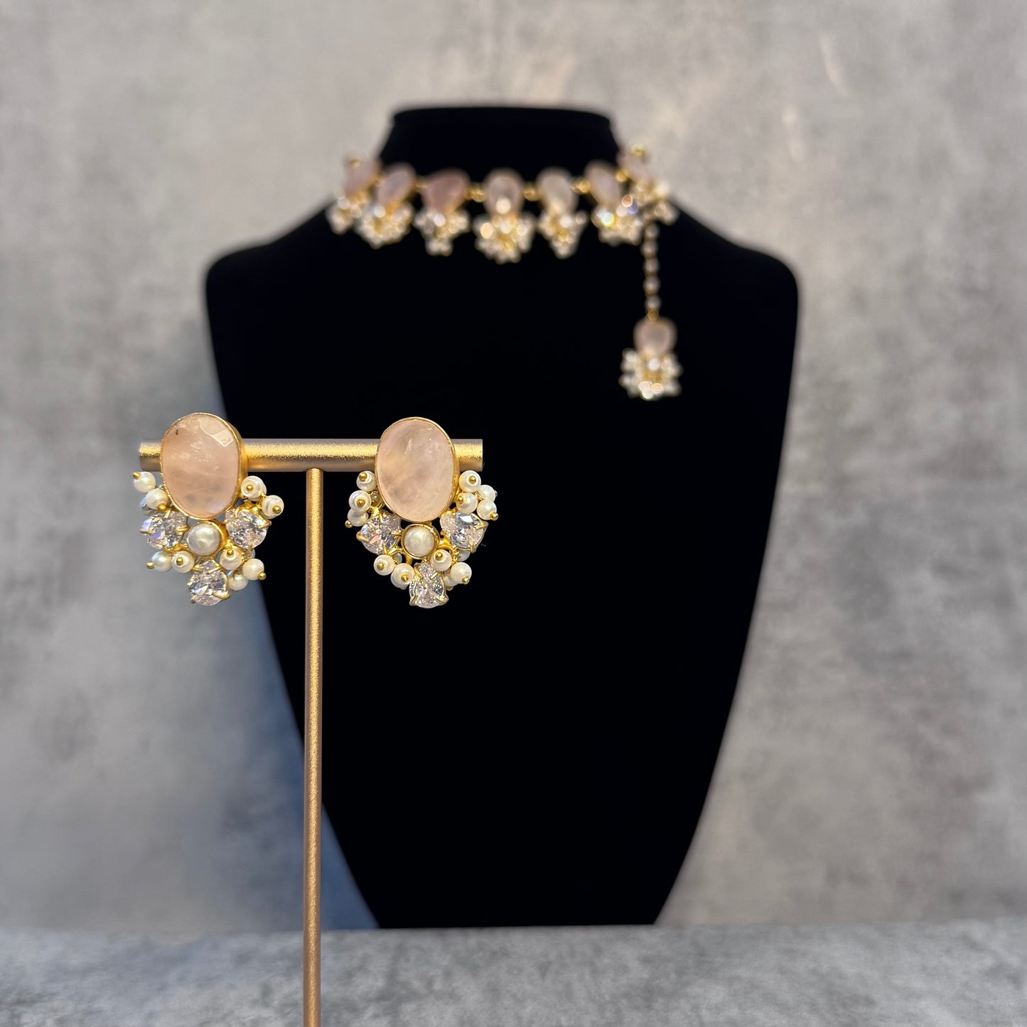 Enora Necklace Set