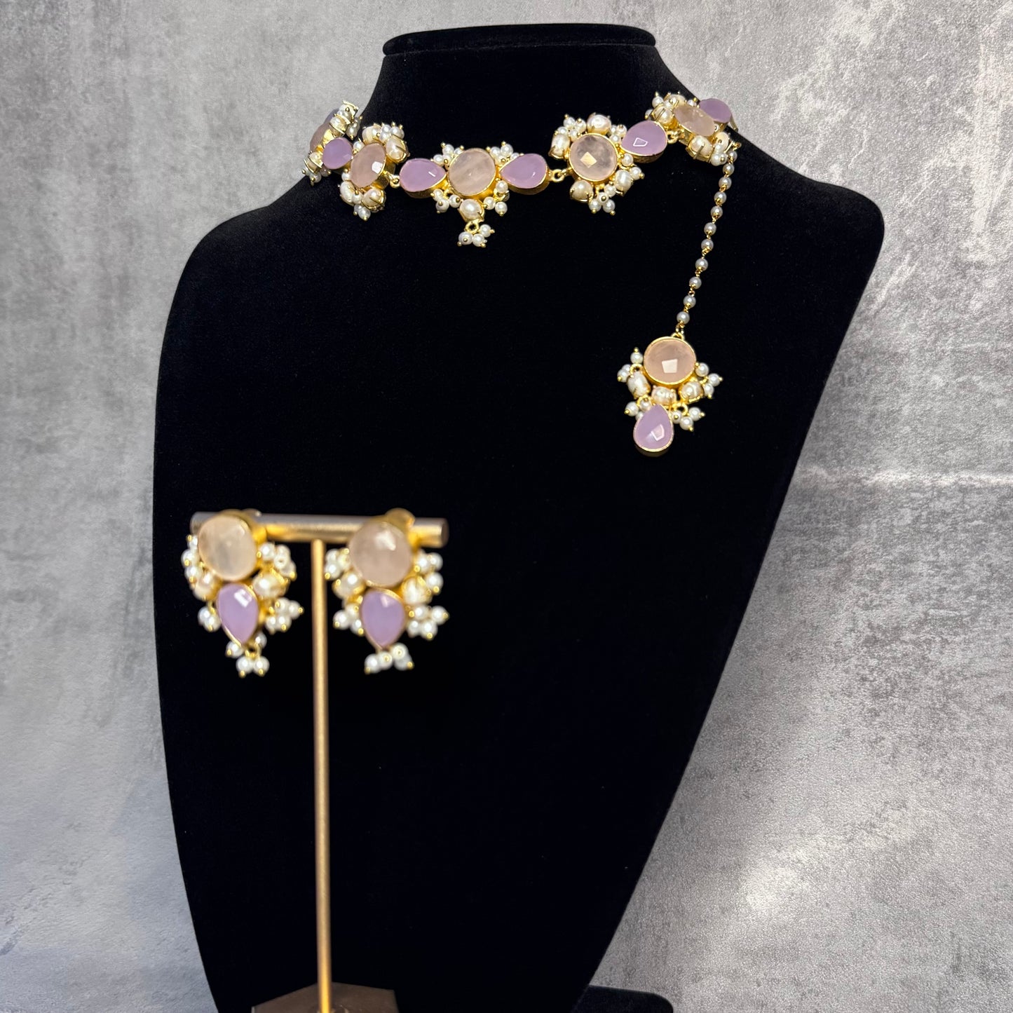 Vihana Necklace Set