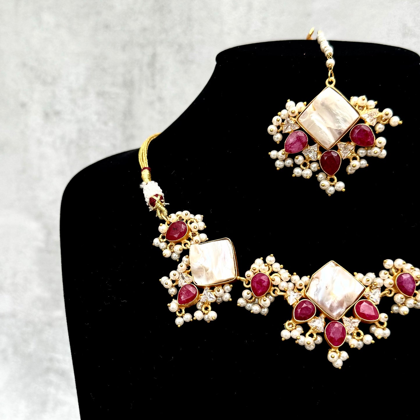 Ruby & pearl necklace set