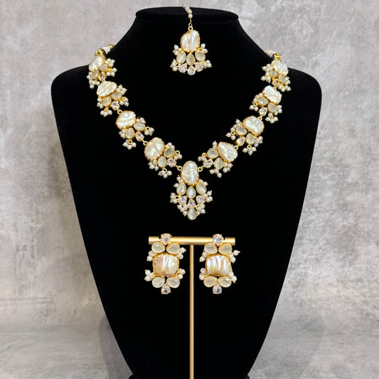 Zandria Necklace Set