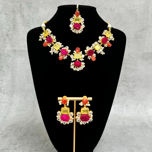 Kaira necklace set