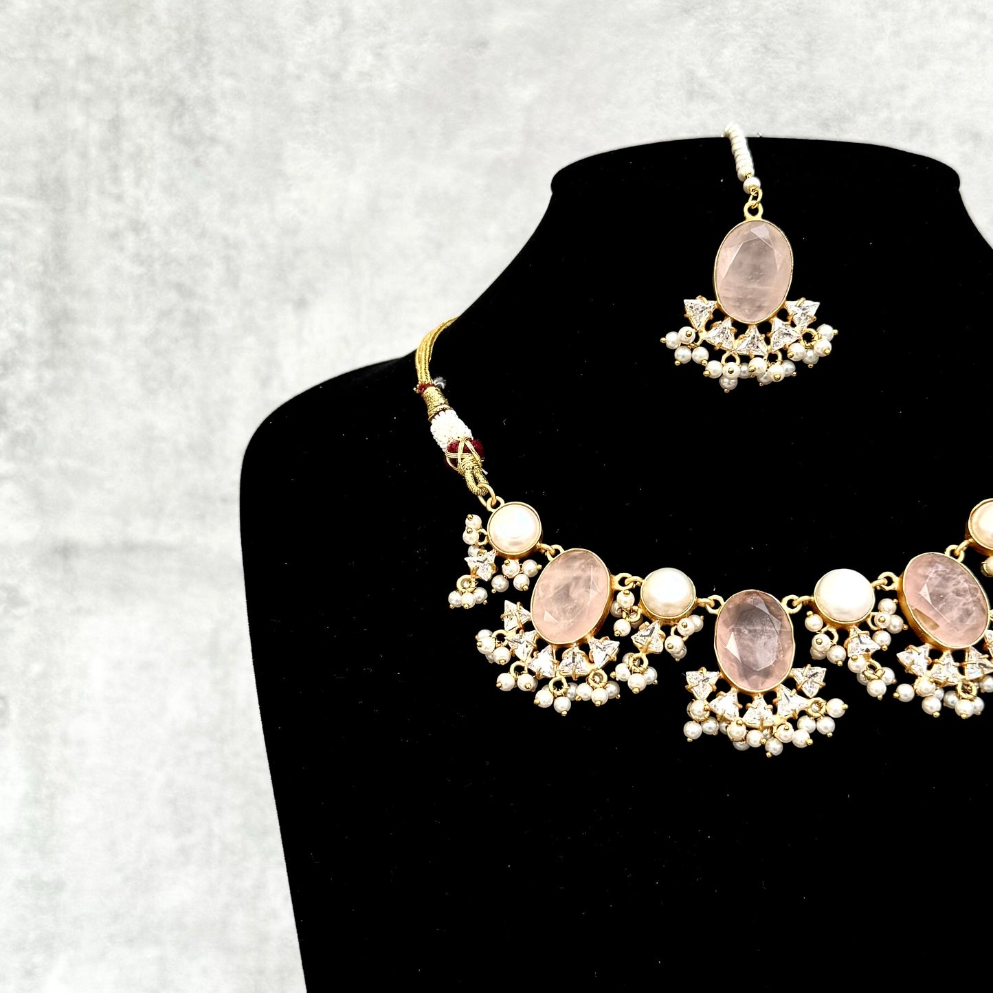 Azalia Rose necklace set