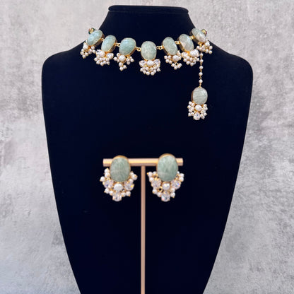 Akari Necklace Set