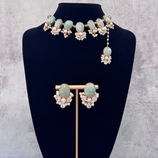 Akari Necklace Set