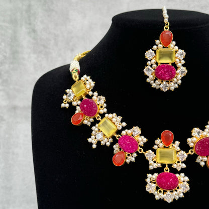 Kaira necklace set